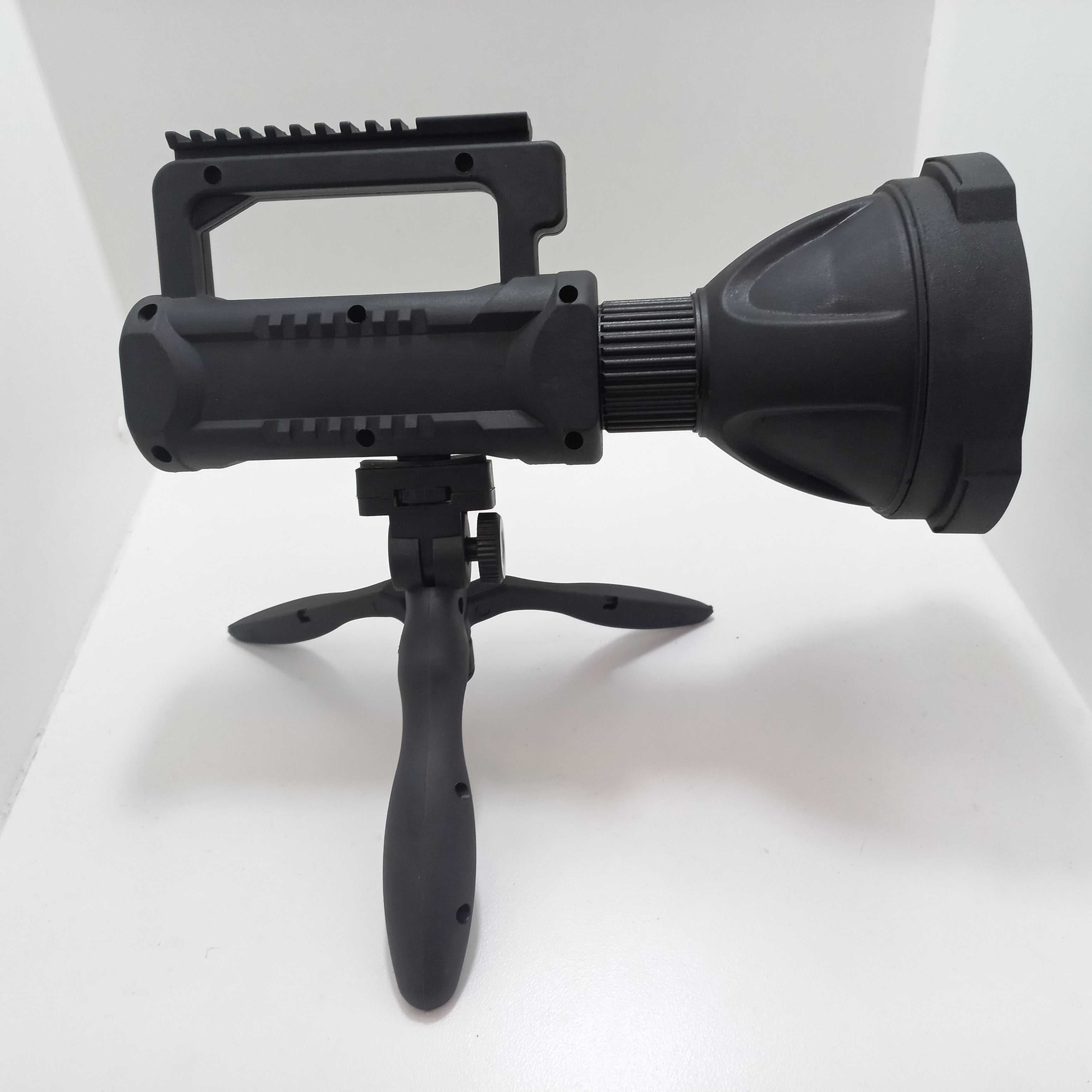 Rechargeable Searchlight with Tri-pod