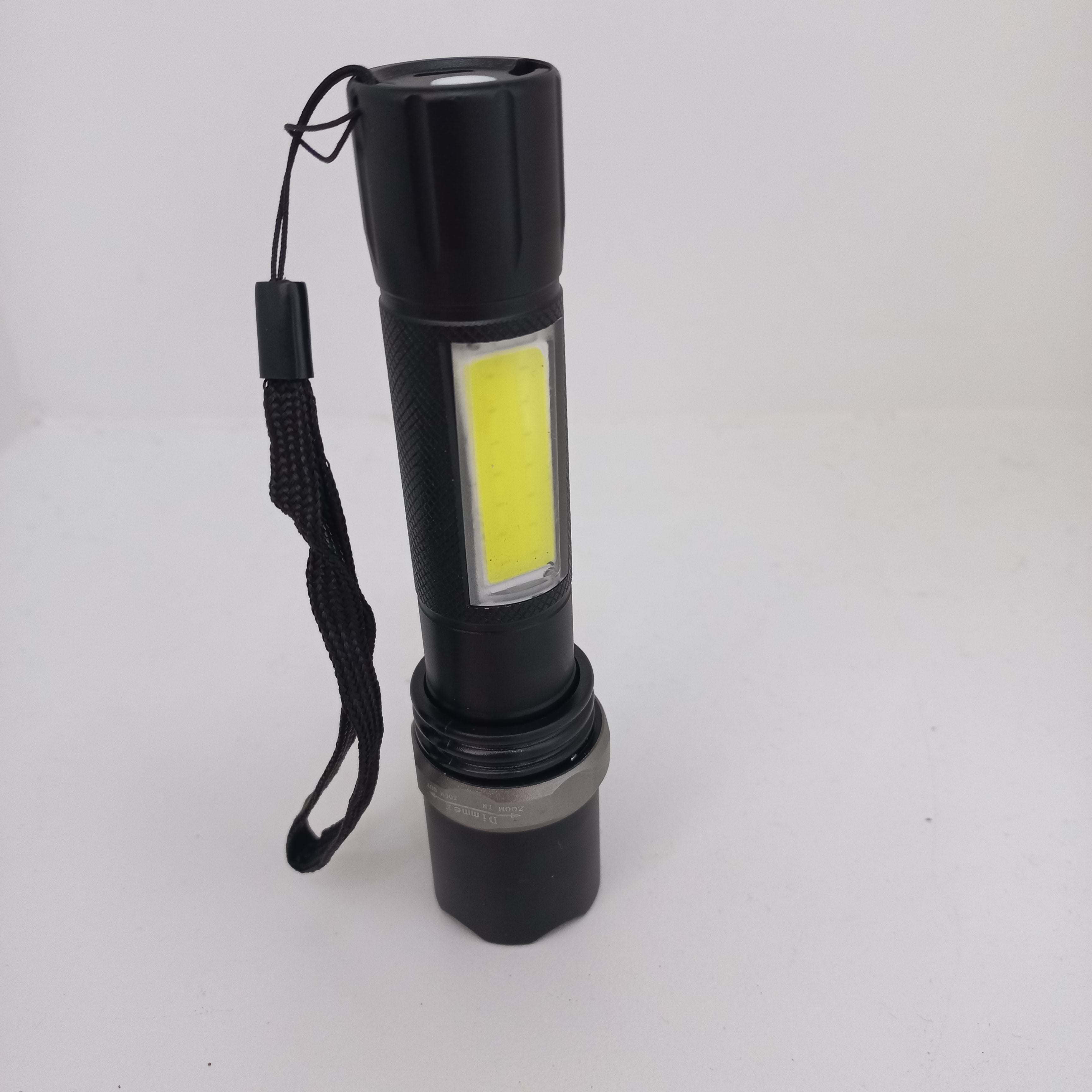 Medium Zoomable LED Light